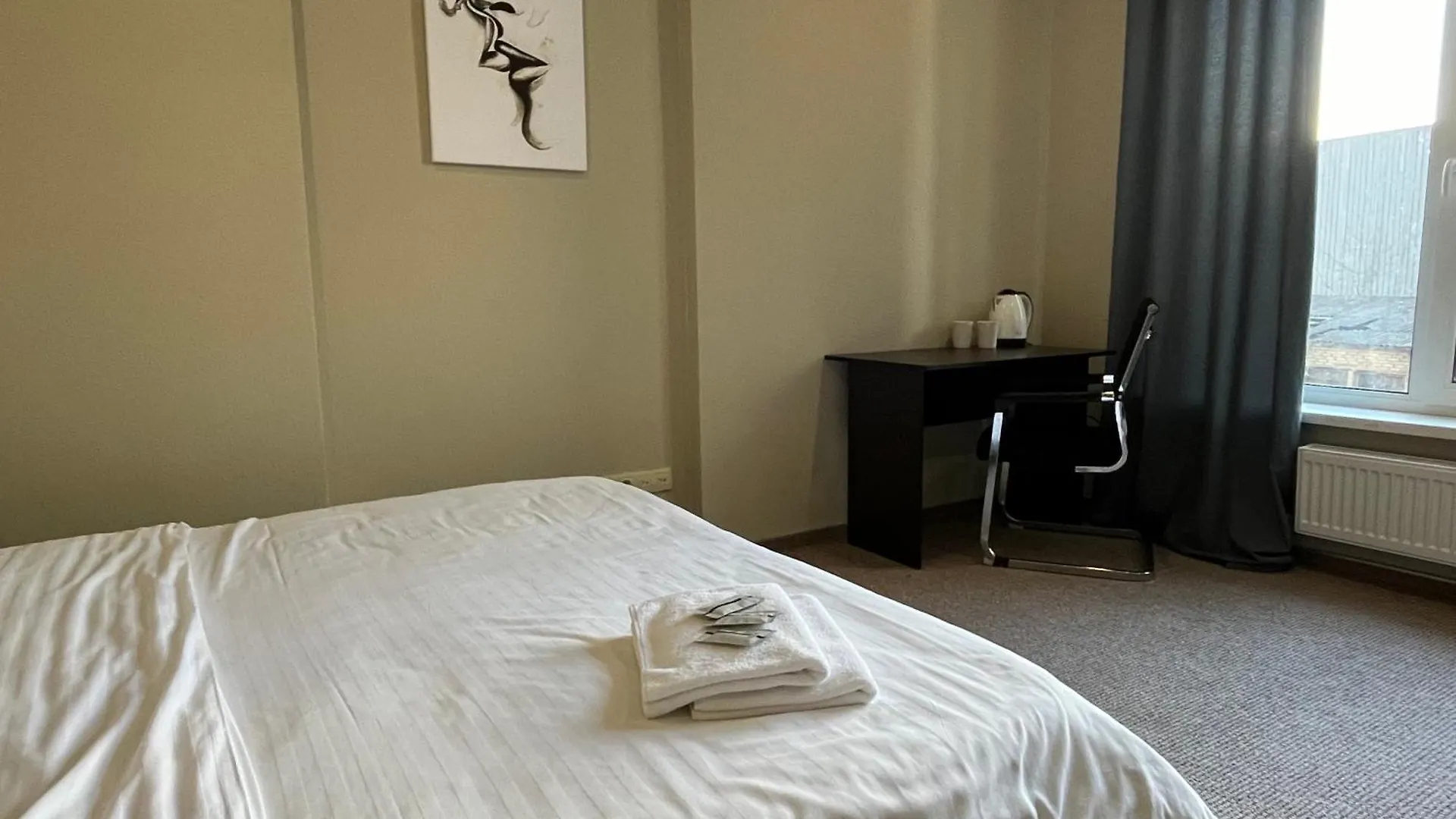 Apartment 4Room Hostel Kyiv