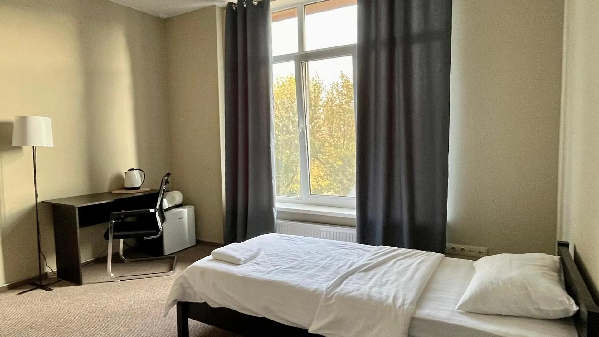 4Room Hostel Kiev Appartamento